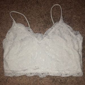 white lace cropped tank